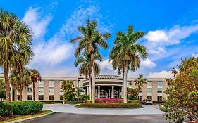 La Quinta Inn & Suites Naples Downtown